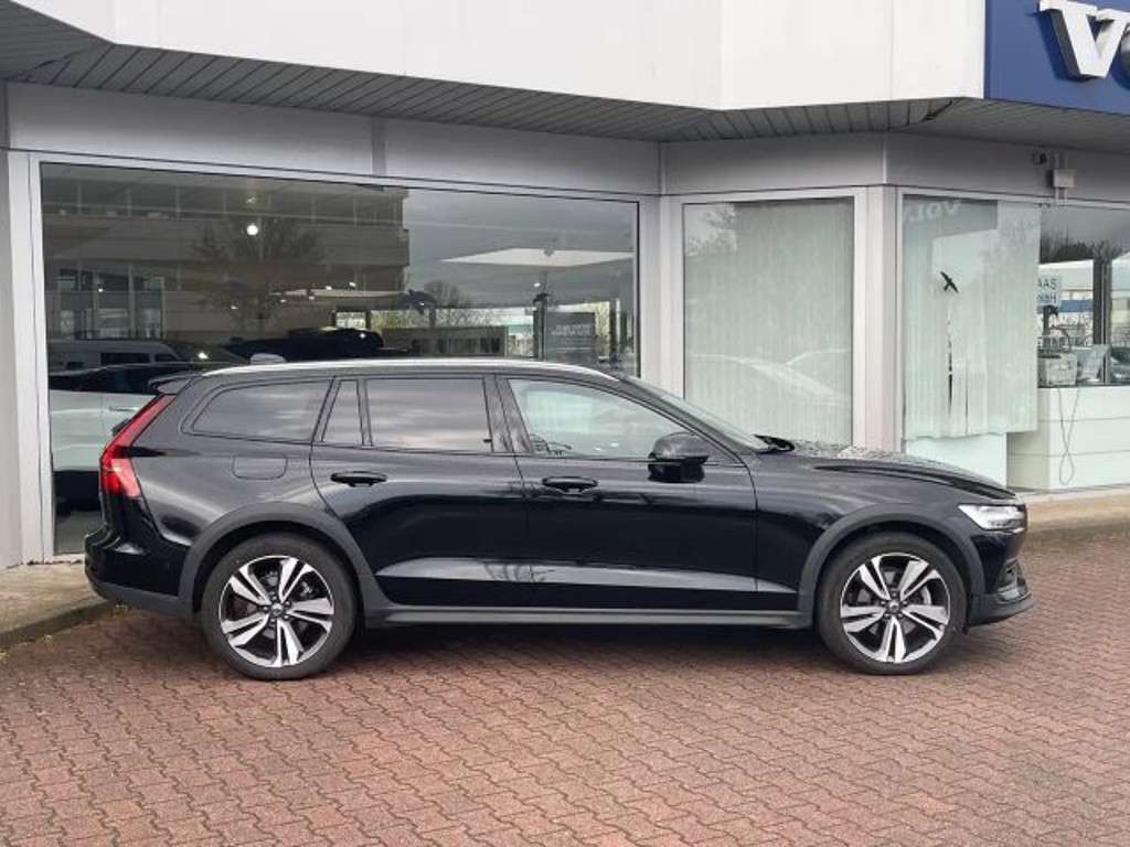 Volvo V60 Cross Country 2023 Diesel