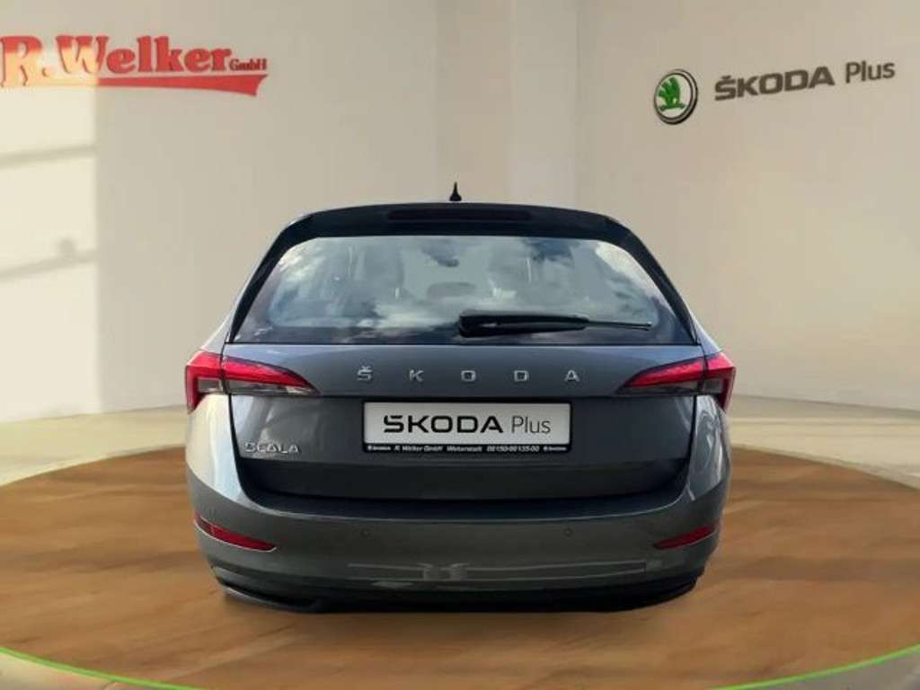 Skoda Scala 2023 Benzine