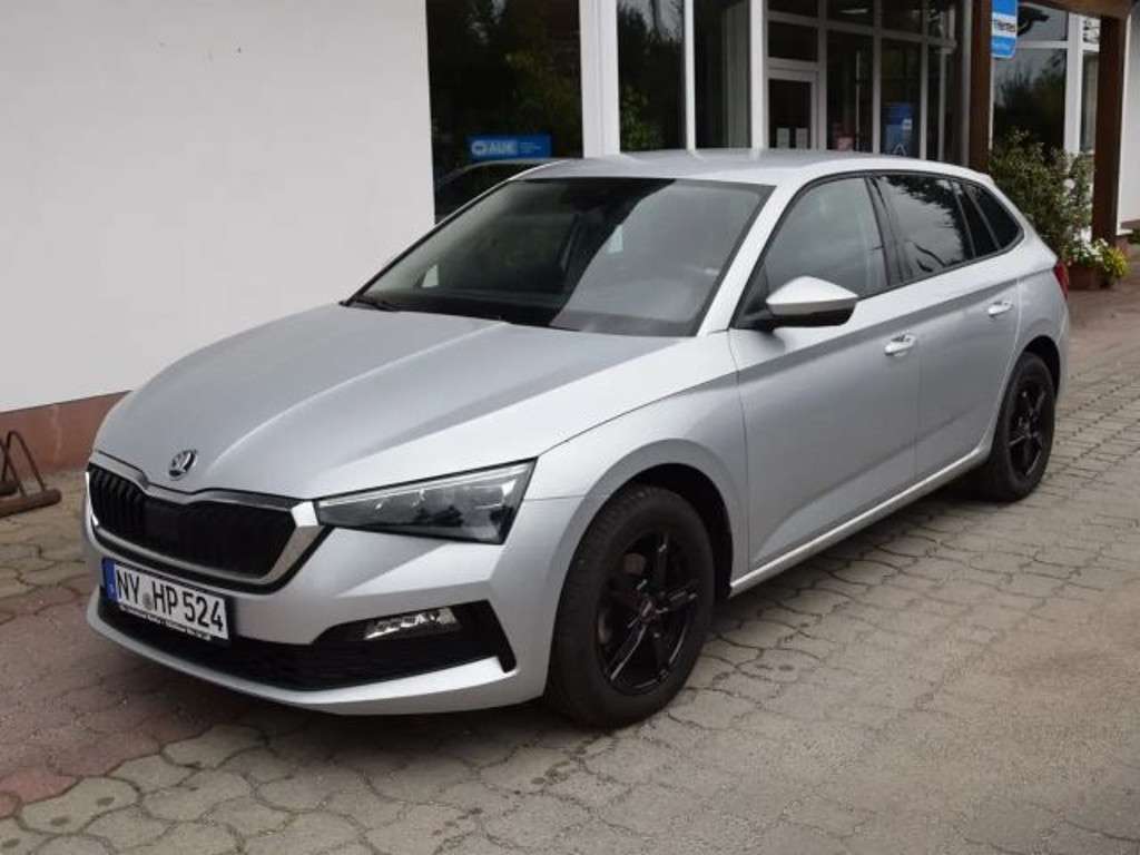 Skoda Scala 2023 Benzine