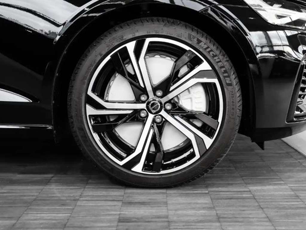 Volvo V60 2024 Hybride Benzine