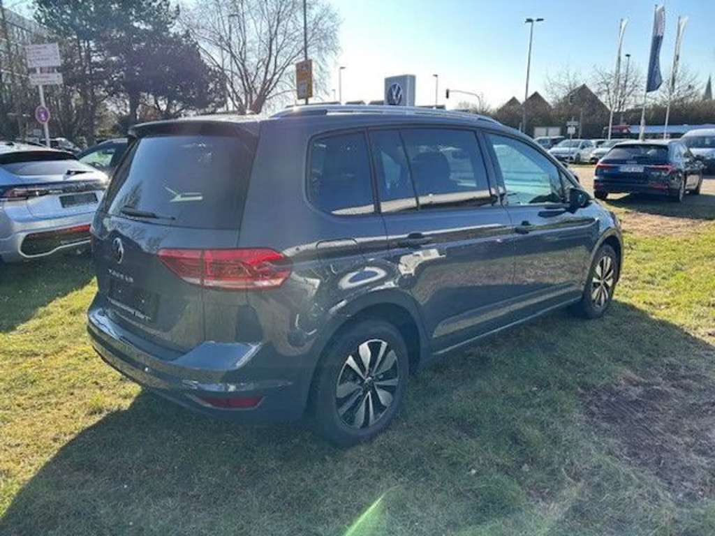 Volkswagen Touran 2024 Benzine