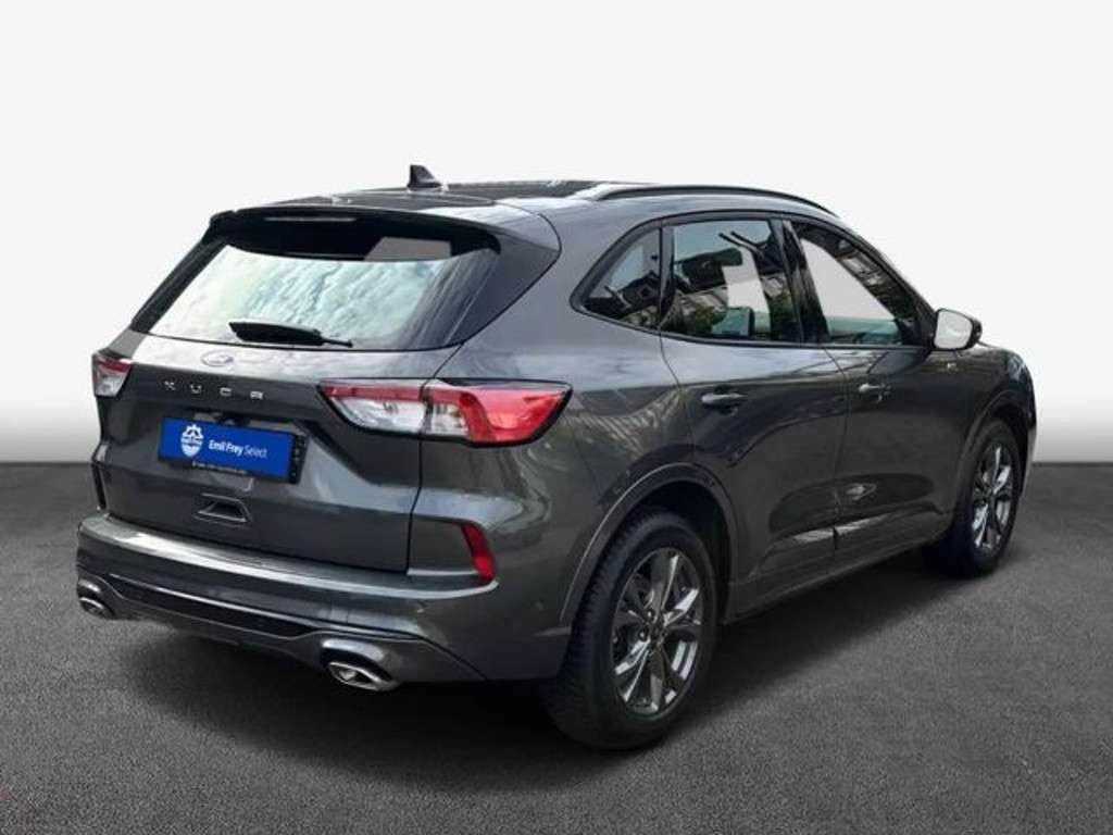 Ford Kuga 2023 Benzine