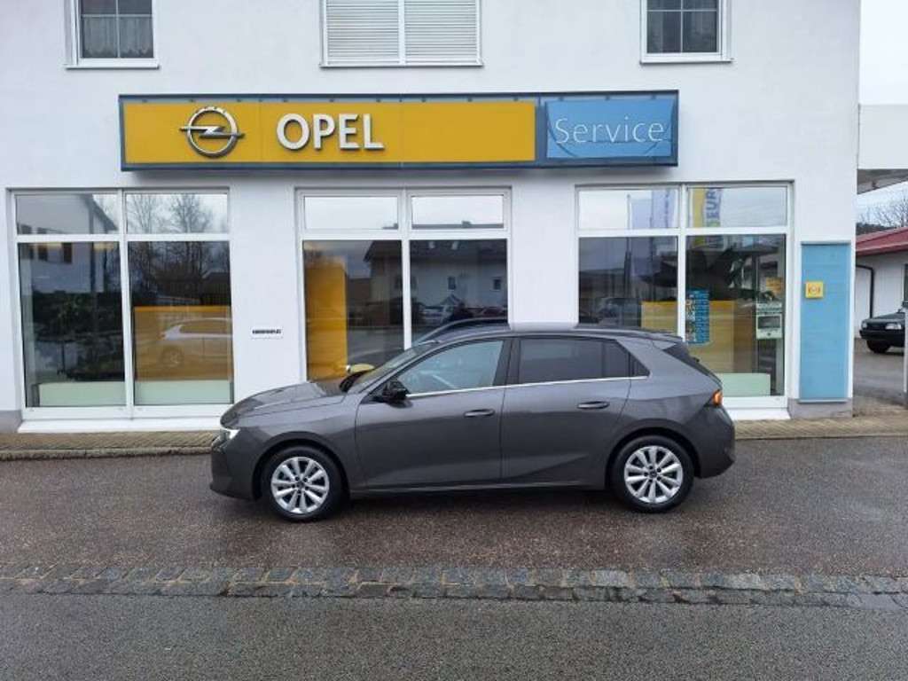 Opel Astra 2023 Benzine