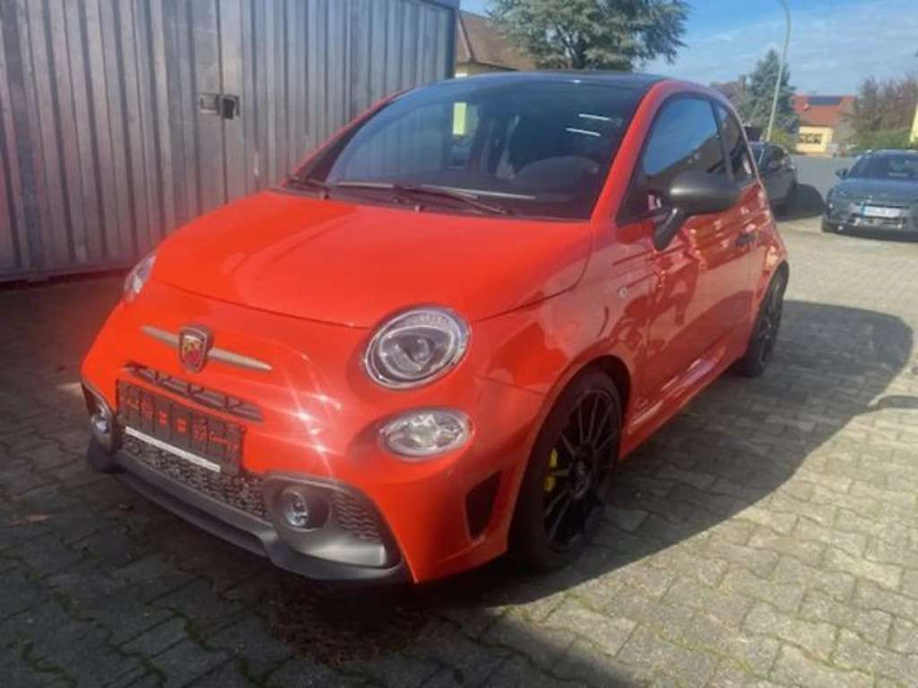 Abarth 695 2024 Benzine