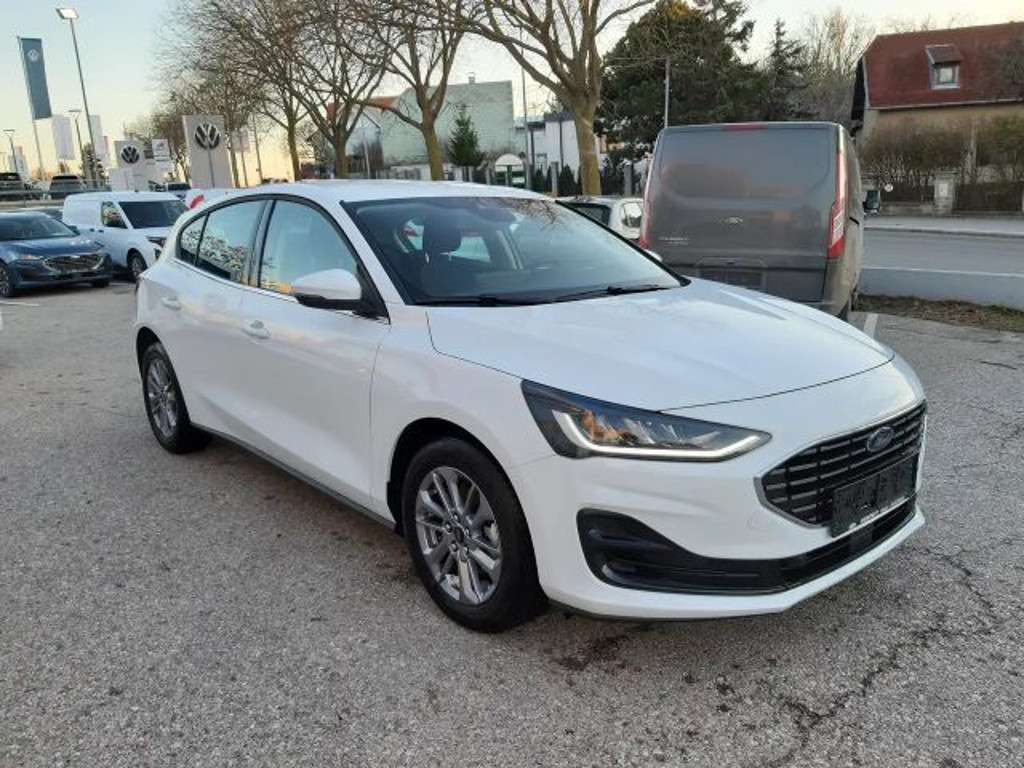 Ford Focus 2022 Benzine