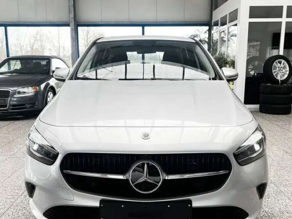 Mercedes-Benz B-Klasse 2023 Benzine