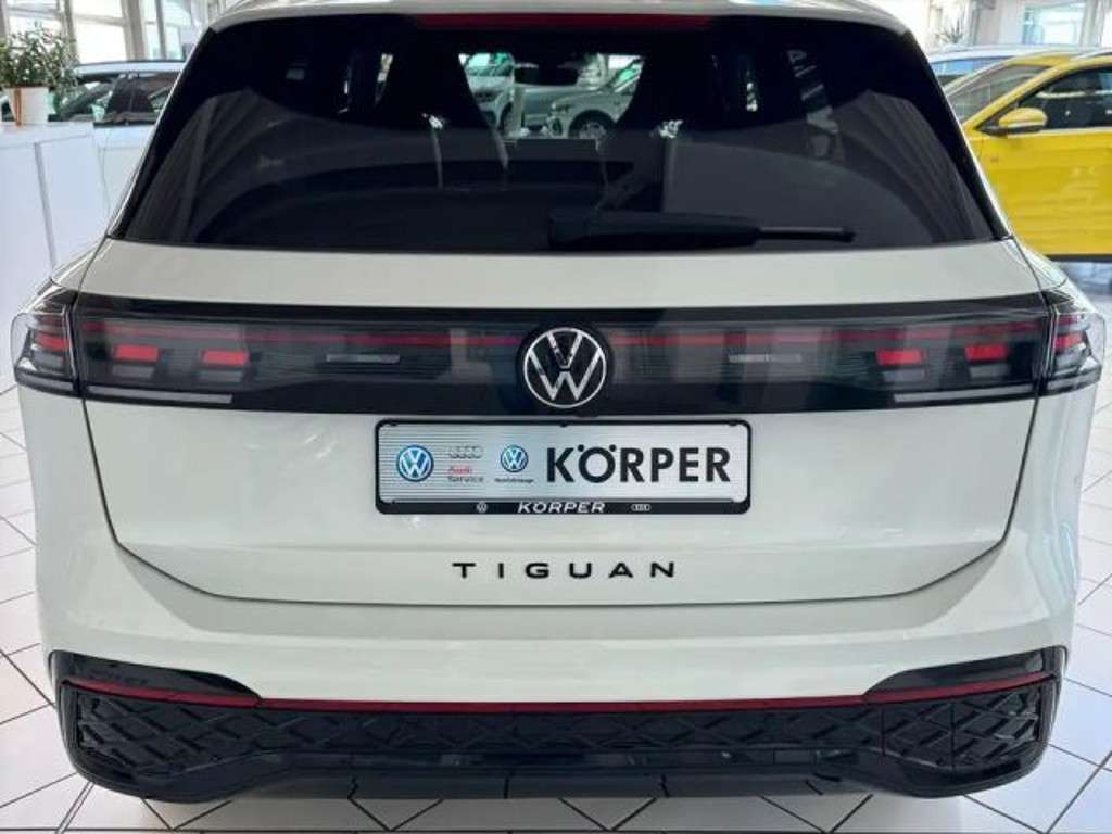 Volkswagen Tiguan 2024 Benzine