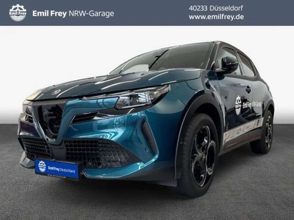 Alfa Romeo Junior 2024 Hybride Benzine