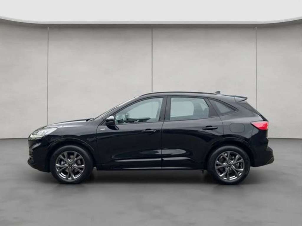 Ford Kuga 2023 Benzine