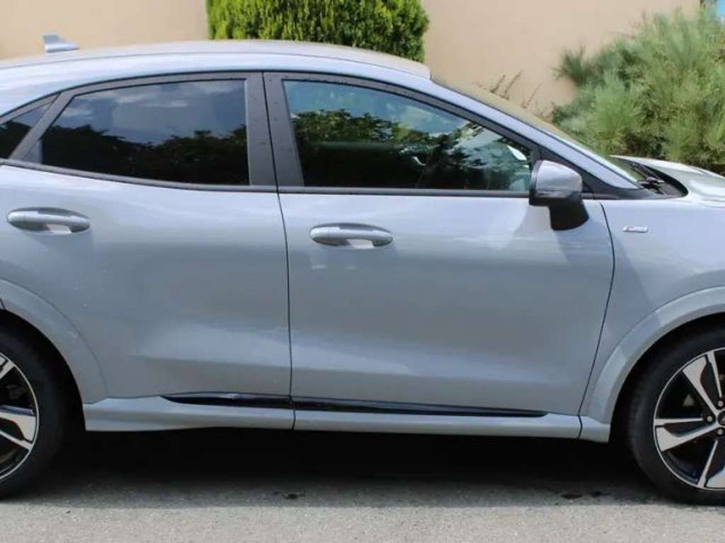 Ford Puma 2023 Benzine