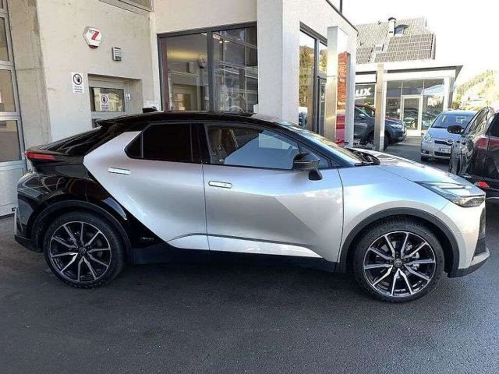 Toyota C-HR 2024 Hybride Benzine