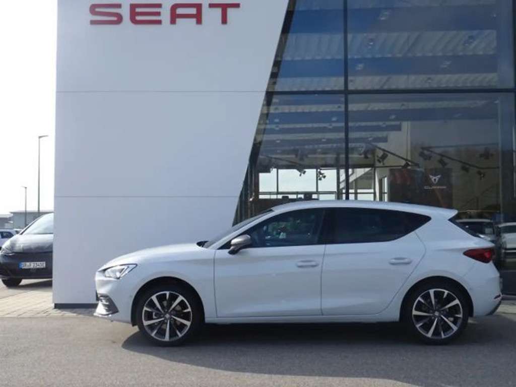 Seat Leon 2024 Benzine