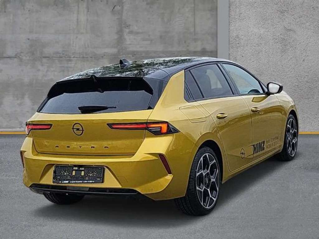 Opel Astra 2024 Benzine