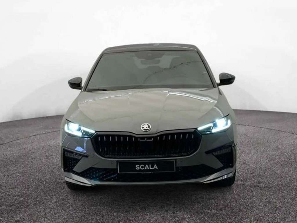 Skoda Scala 2025 Benzine