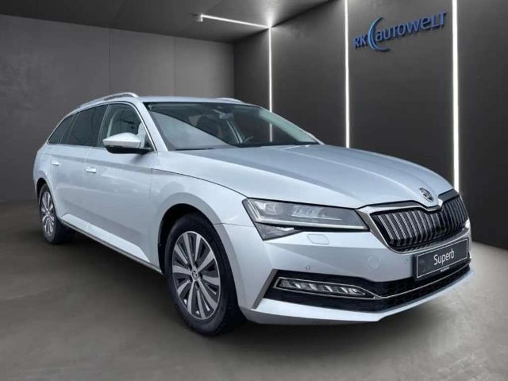 Skoda Superb 2022 Hybride Benzine