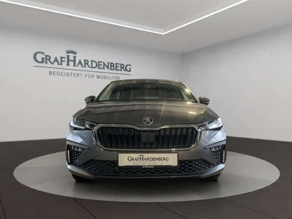 Skoda Scala 2025 Benzine