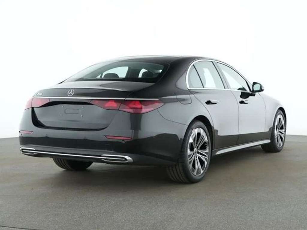 Mercedes-Benz E-Klasse 2024 Benzine