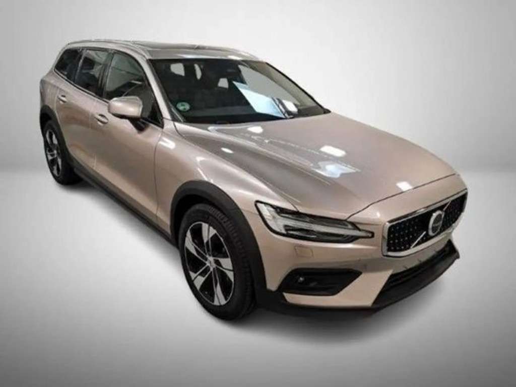 Volvo V60 Cross Country 2023 Benzine