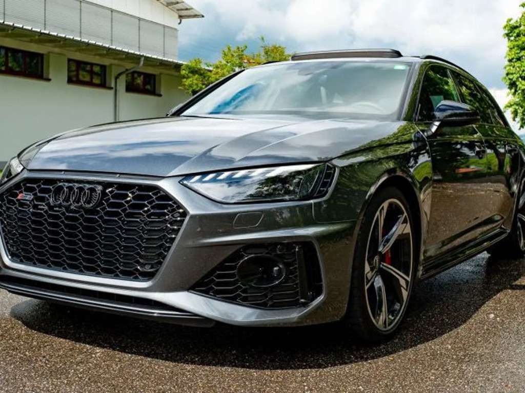 Audi RS4 2023 Benzine