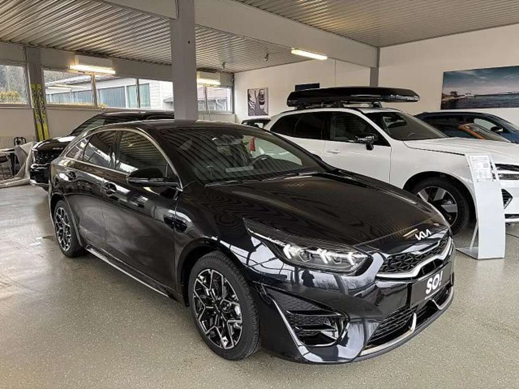 Kia ProCeed 2025 Benzine