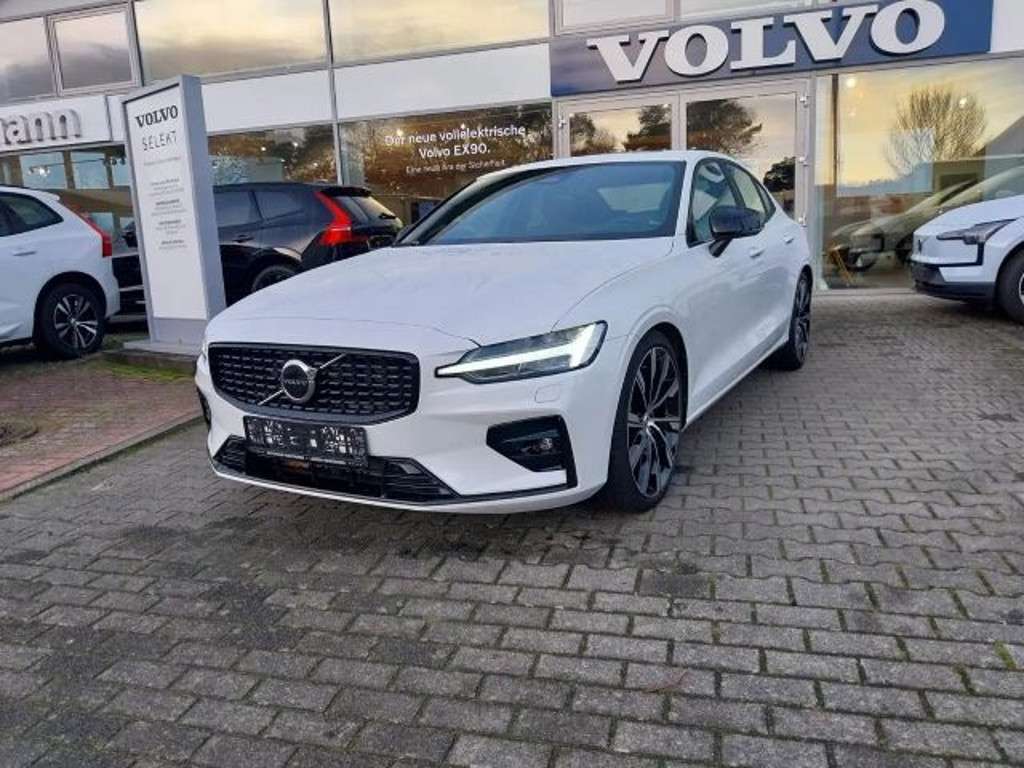 Volvo S60 2023 Benzine