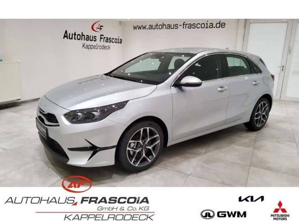 Kia Ceed 2024 Benzine