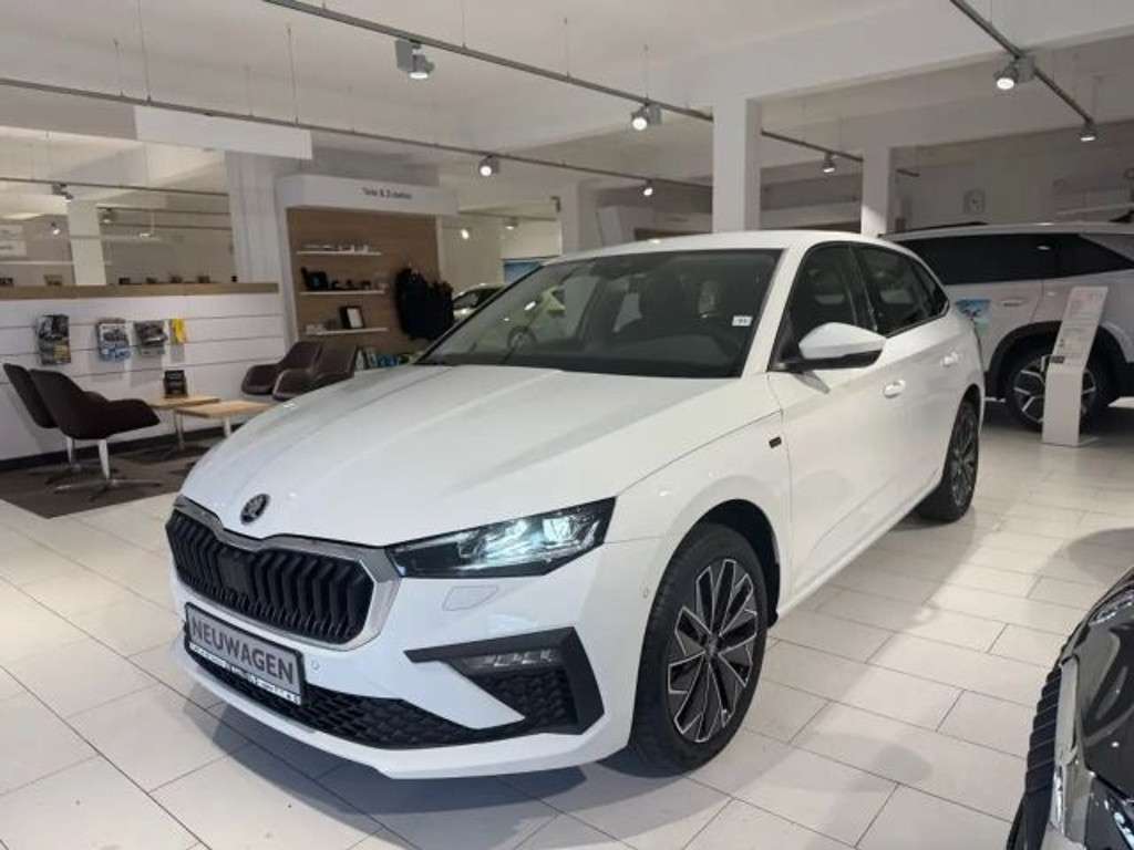 Skoda Scala 2025 Benzine