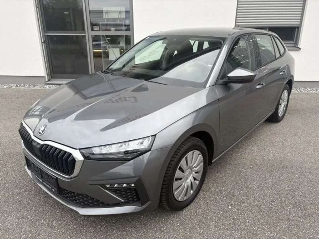 Skoda Scala 2025 Benzine