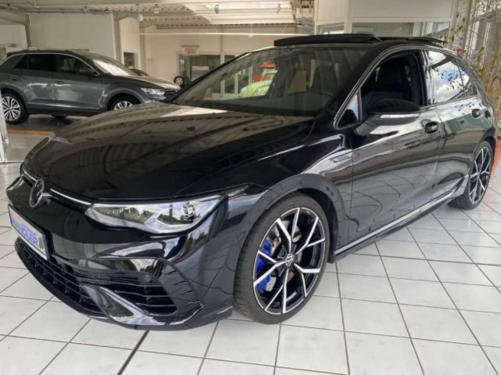 Volkswagen Golf 2023 Benzine