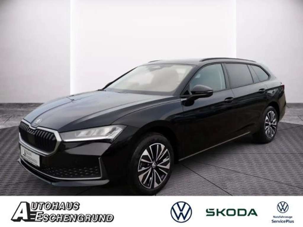 Skoda Superb 2025 Benzine