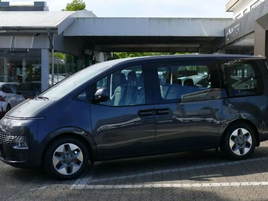 Hyundai Staria 2024 Diesel