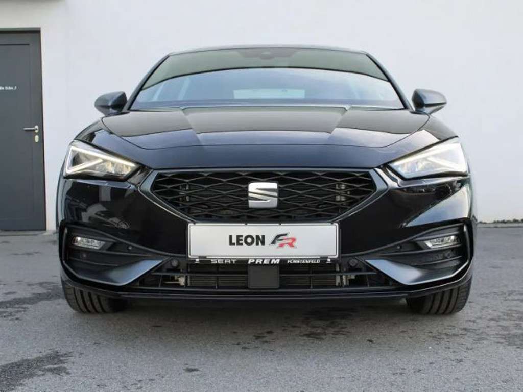 Seat Leon 2023 Benzine