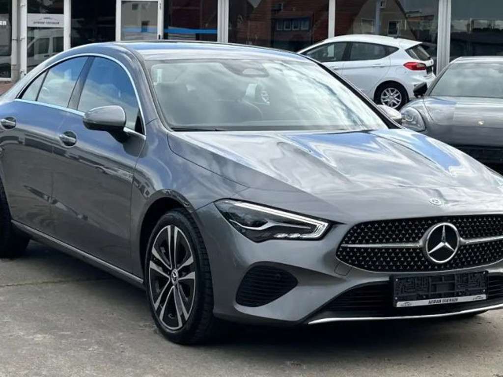 Mercedes-Benz CLA-Klasse 2024 Benzine