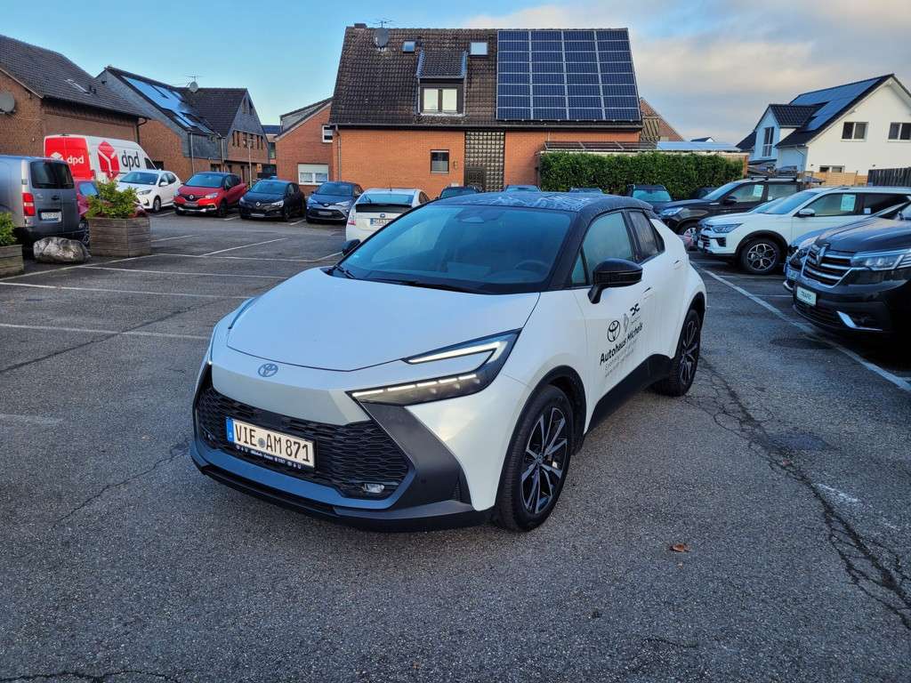 Toyota C-HR 2023 Hybride Benzine