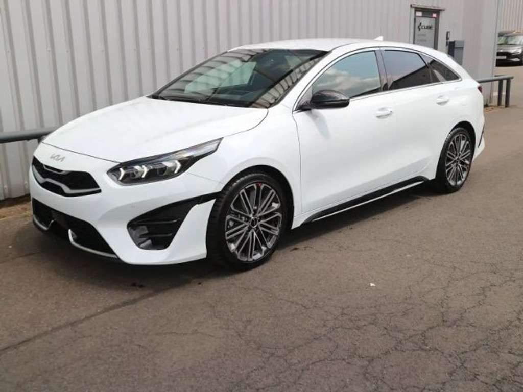 Kia ProCeed 2025 Benzine