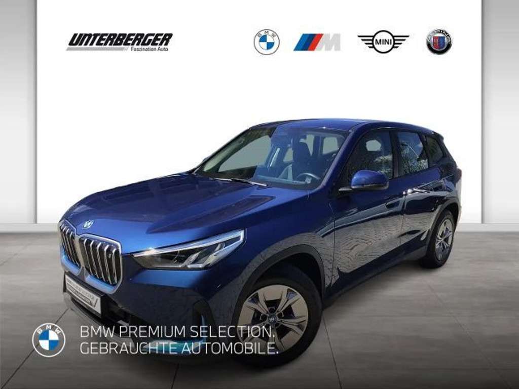 BMW iX1