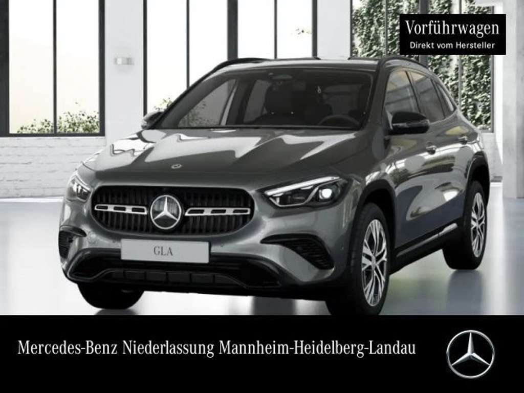 Mercedes-Benz GLA-Klasse 2025 Benzine