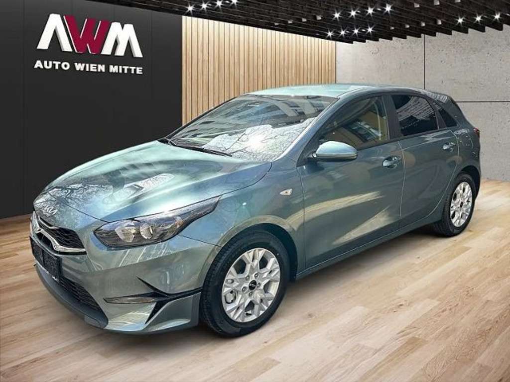 Kia Ceed 2025 Benzine