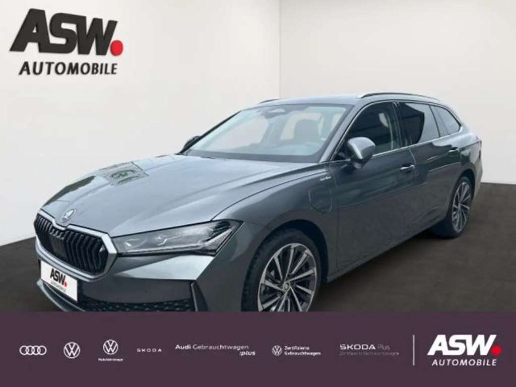 Skoda Superb 2025 Hybride Benzine