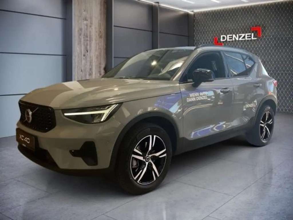 Volvo XC40 2025 Benzine