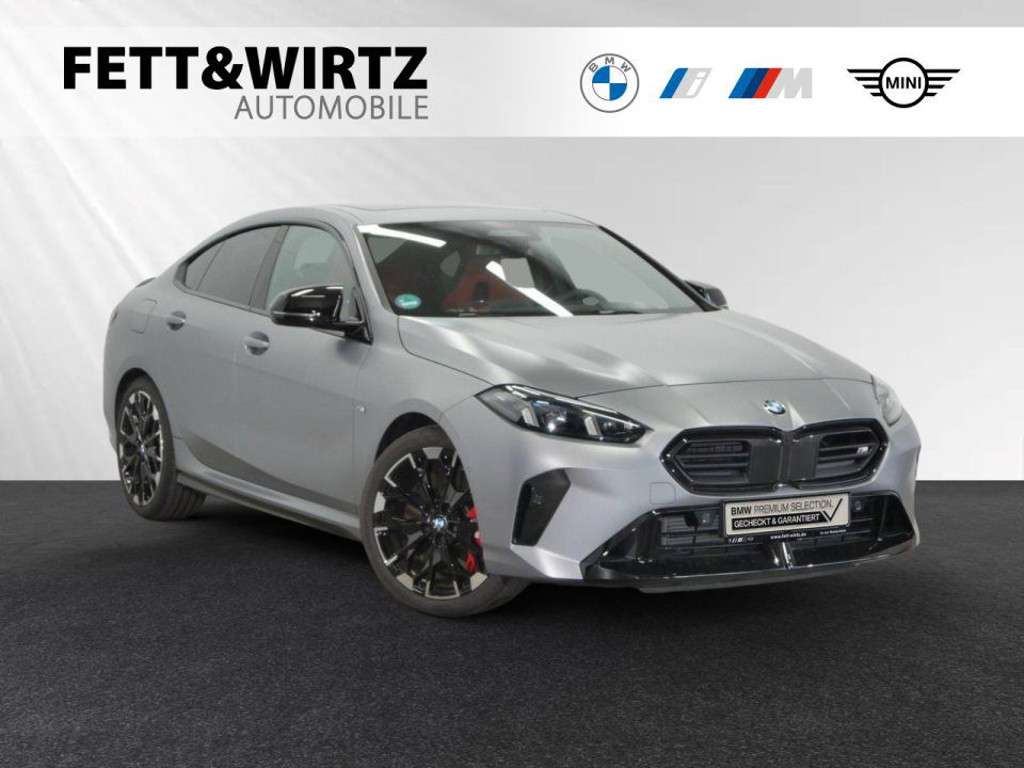 BMW M235 2024 Benzine