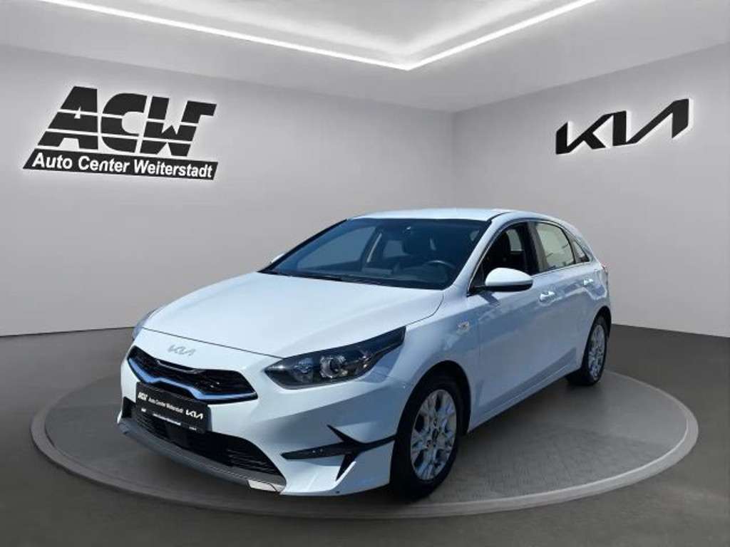 Kia Ceed 2023 Benzine