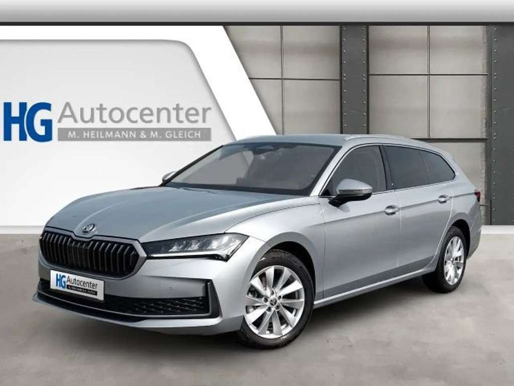 Skoda Superb 2025 Benzine