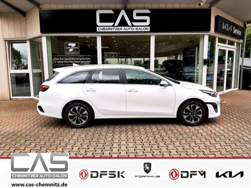 Kia Ceed 2024 Hybride Benzine