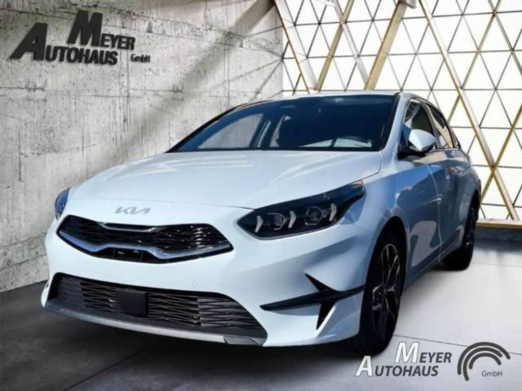 Kia Ceed 2025 Benzine
