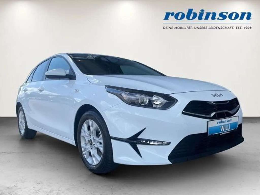 Kia Ceed 2024 Benzine