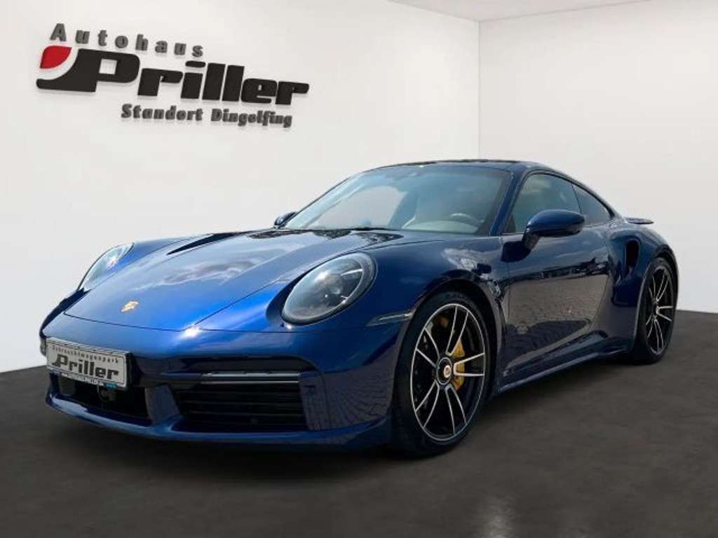 Porsche 992 2022 Benzine