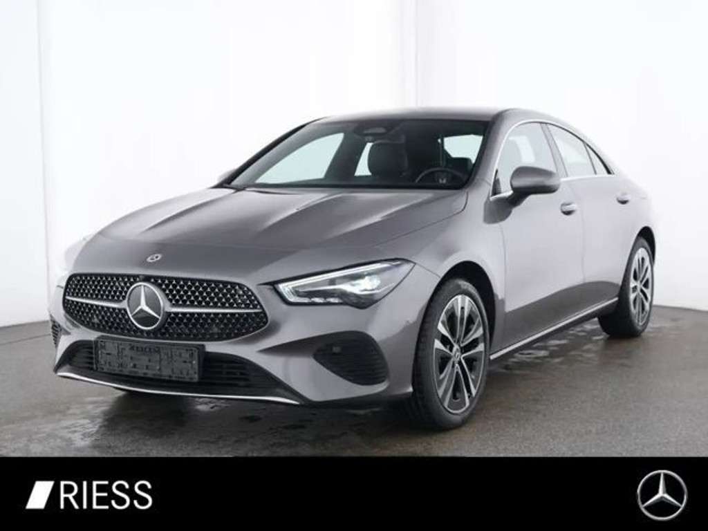 Mercedes-Benz CLA-Klasse 2025 Benzine