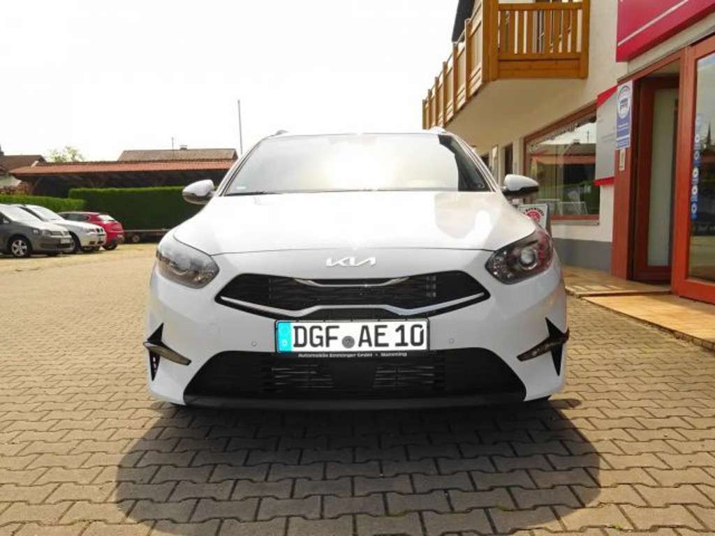 Kia Ceed 2025 Benzine