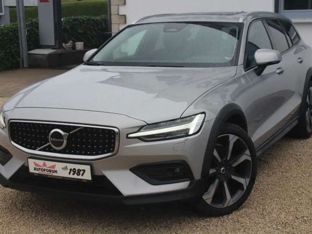 Volvo V60 Cross Country 2022 Benzine
